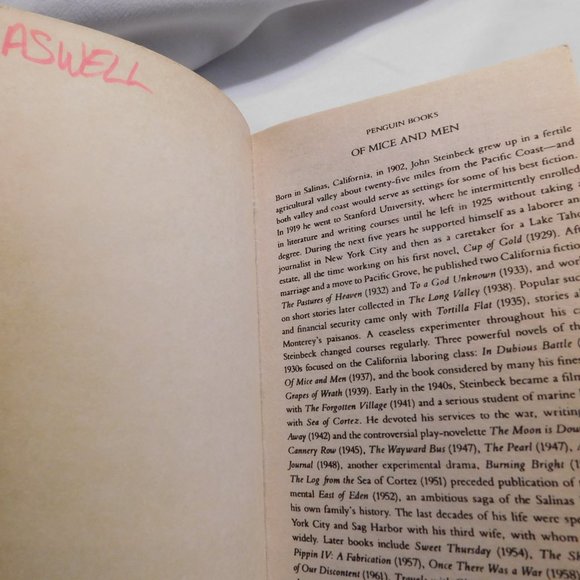 Of Mice and Men by John Steinbeck Paperback Book - Picture 3 of 6